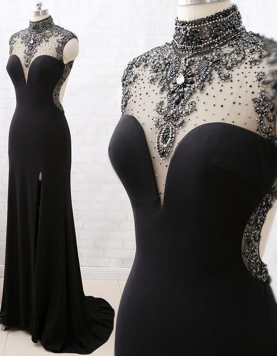 Vestido de fiesta de sirena con cuello alto, cuentas y abertura